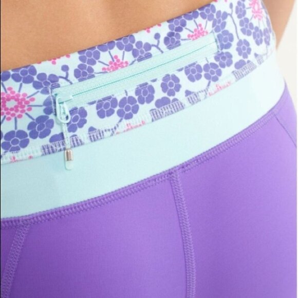 𝅺LULULEMON run inspire crop II leggings size 2 in purple - Picture 9 of 14